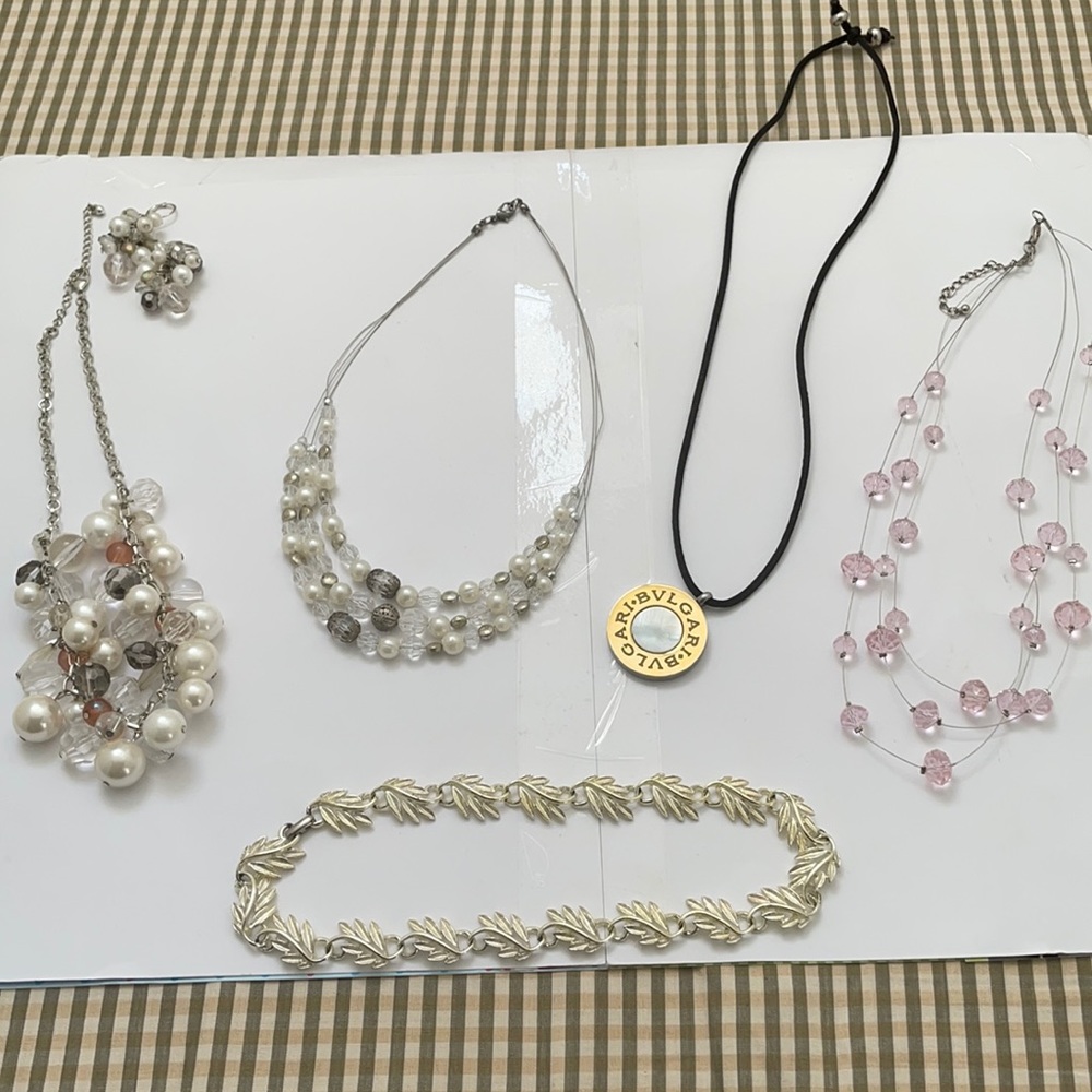 Fashion costume jewelry and 3 women’s watches.